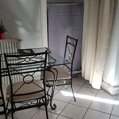 Apartment Hypercentre - Charme De L'ancien Dijon